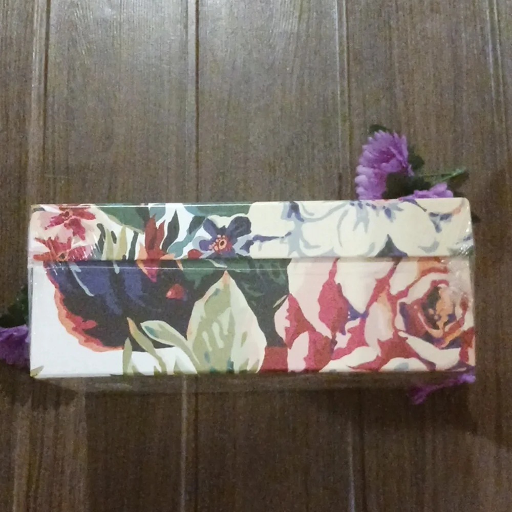 Photo &Video Storage Box - Picture 11 of 11